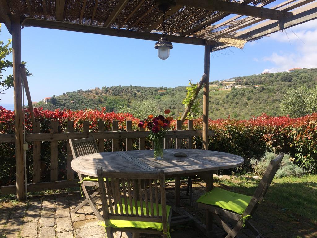 Uliveto Saglietto Agriturismo A Poggi Apartments Imperia Zewnętrze zdjęcie