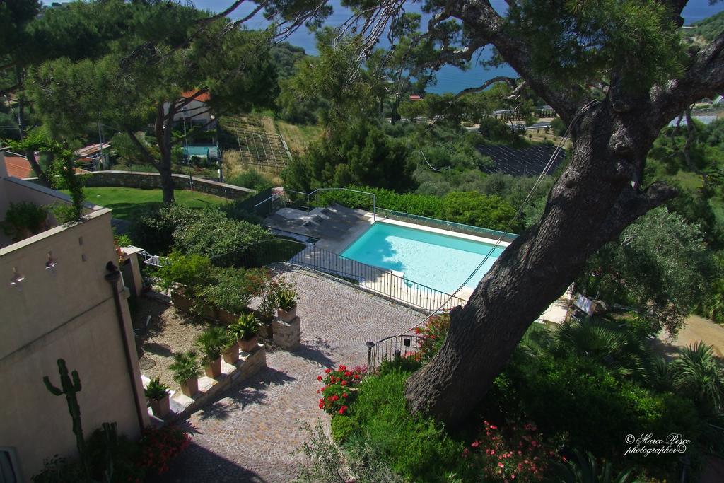 Uliveto Saglietto Agriturismo A Poggi Apartments Imperia Zewnętrze zdjęcie